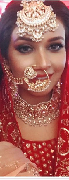 Fashion Photography Indian, Indian Nose Rings, Bride Collection, Beautiful Marriage, Photography Indian, Androgynous Models, Korea News, Classy Skirts