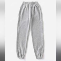 Great Condition Never Worn, Fleeced On The Inside, Size Medium Coquette Grey Sweatpants, Aesthetic Joggers, Light Gray Sweatpants, Shein Sweatpants, Gray Sweatpants Outfit, 8th Grade Outfits, Sweatpants Shein, Trendy Sweatpants, Comfy School Outfits