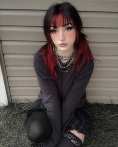 Halo Hair Color, Red Halo Hair, Black And Red Hair, Red Haired Girl, Red Hair Extensions, Red Hair Inspo, Gothic Hairstyles, Vibrant Hair