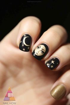 Explore the cosmos with this moon and stars nail art! The gold details on a black background create a whimsical and dreamy effect. Perfect for a night out or a special event. Discover more at nailhow.com. Moon Nail Art Simple, Moon Design Nails