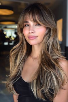 Light Brown Hair With Bangs, Brown Hair With Bangs, Medium Brown Hair Color, Layered Hair With Bangs, Medium Brown Hair, Medium Layered Haircuts, Hair With Bangs, Light Hair Color, Long Light