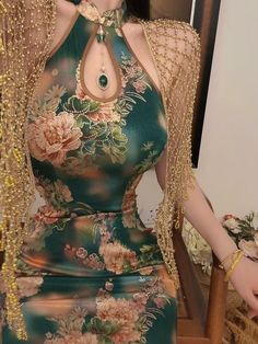 Dresses Names, Wear Shawl, Qipao Black, Qipao Dress, Dress Design Sketches, Seductive Clothes, Fairy Fashion, Pretty Prom Dresses, New Chinese Style