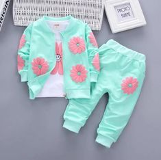 Bebe Clothing, Toddler Sports, Baby Rosa, Kids Fashion Clothes, Long Sleeves Coats, Girls Clothing Sets, Sports Suit