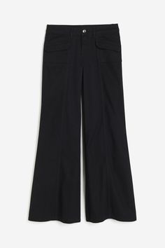 Pants in cotton twill. Zip fly with button  front pockets with flap  and open back pockets. Straight  wide legs with visible seams at front and back. Twill Pants, Wide Legs, Flare Pants, Trousers Women, Cotton Twill, Black Pants, Open Back, Black Women, Wide Leg