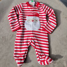 Christmas Holiday Santa Pajamas 2 Way Zipper For Convenient Diaper Changing. Fold Over Hand Cuffs. Baby Boy Or Girl Size Newborn. Brand New, Never Worn, Tag Attached. Just One You Made By Carter's Please Inquire About Splitting Or Creating A Bundle With Anything You See On My Page. Thank You For Looking ! Red Winter Onesie For Sleep, Red Winter Sleep Onesie, Baby Christmas Pajamas, Reborn Clothes, Baby Girl Sleepers, One Piece Gown, Santa Pajamas, Hand Cuffs, Baby Christmas