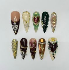 Hello, lovely! Christmas Nails Green, Olive Nails, Luxurious Christmas, 3d Nail Designs, Royal Theme, Nail Art 3d, Long Almond, Long Stiletto, Long Nail Designs