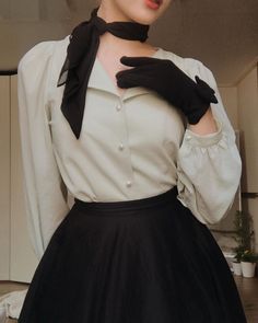 Old Fashion Dresses, Mode Vintage, Mode Inspiration, Looks Vintage, Black Skirt