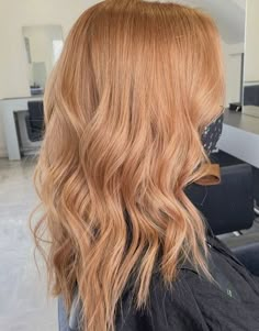 Strawberry Peach Hair Color, 2023 Strawberry Blonde, Very Light Copper Blonde Hair, Light Orange Copper Hair, Light Red Orange Hair, Very Light Ginger Hair, Light Blonde Red Hair, Peach Colour Hair, Blonde To Copper Hair Transformation