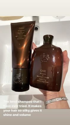 Oribe Shampoo, Fragrances Perfume Woman, Perfume Collection Fragrance, Bath And Body Works Perfume, Perfume Scents, Best Shampoos, Bath And Body Care, Perfume Lover