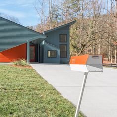 This mid-century modern curbside mailbox design was inspired by those produced in the 1950s and 1960s. Two-tone color brings out the design’s clean lines. Colors are original Eichler Exterior Accent Colors. Now you can have a mailbox that looks great with your mid-century, modern, and/or contemporary home. The perfect blast from the past for your Atomic Ranch! Proudly crafted in America. Eichler Exterior, Modern Mailbox Design, Mid Century Modern Mailbox, Modern Mailbox, Mailbox Ideas, Mailbox Numbers, Mailbox Design, Atomic Ranch, Mid Century House