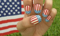 If Michelle Obama Can Paint Her Nails for America, We Can Too American Flag Nails, Flag Nails, Patriotic Nails, Art Funky, Fourth Of July Nails, Turquoise Nails, 4th Of July Nails, French Nail, July Nails