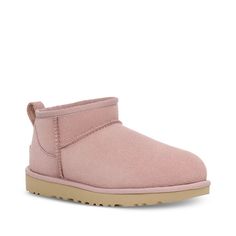 New With Box Ultra Mini Ugg, Ugg Classic Ultra Mini, Shearling Boots, Sheepskin Boots, Ugg Classic, Suede Heels, Womens Uggs, Leather Heels, Sneaker Boots