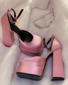 Platform Heels Aesthetic, Homecoming Shoes, Heels Aesthetic, Fashion Shoes Heels, Cute Shoes Heels, School Clothes