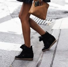 Sleaze Aesthetic, Isabel Marant Sneakers, Isabel Marant Shoes, Serena Van, Indie Sleaze, Cali Girl, Stockholm Style