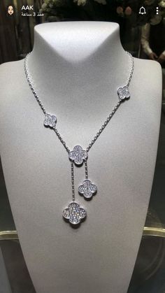 Van Cleef Alhambra, Lorraine Schwartz, Streetwear Jewelry, Expensive Jewelry