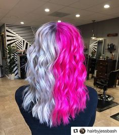 Split Pastel Hair, Long Blonde Hair Ideas Colors, Split Dye Hair Ideas Blonde, Split Hair Color Ideas Blondes, Awesome Hair Color, Paint Makeup