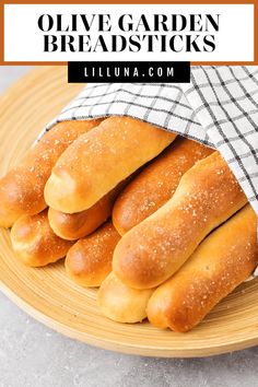 Just like the originals, these copycat Olive Garden Breadsticks are light, airy, and flavored with butter and garlic salt. #olivegardenbreadsticks #bread #olivegarden #breadsticks #copycatrecipe