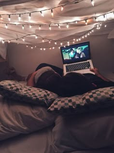 # relationshipgoals Make it a date night. | 21 Cozy Sanctuaries To Shelter You From Adulthood Blanket Forts, Cute Dates, Day Date Ideas, Dream Dates, Blanket Fort, Cute Date Ideas, Dream Date, Owl City, Cute Date