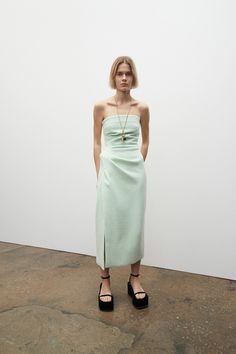 Jewelry Campaign, Aw 23, Single Braid, Resort 2023, Fall 23, Catwalk Fashion, Pant Trends, Prabal Gurung