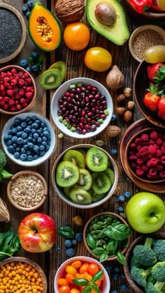 ⬆️Clique aqui e descubra⬆️ Fruit Aesthetic Food Photography, Healthy Nutrition Aesthetic, Nutrients Aesthetic, Nutrition Aesthetic Wallpaper, Nutrition Aesthetic Pictures, Healthy Food Asthetics Photos, Healthy Lifestyle Aesthetic Pictures, Healthy Food Vision Board, Aesthetic Healthy Food Pictures