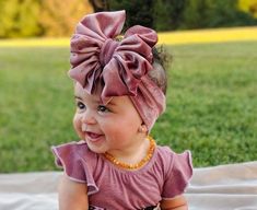 Diy Baby Bows Headbands, Diy Baby Bows, Draw Clothes, Headband With Bow, Moon Accessories, 9 Month Old Baby, Big Bow Headband, Girls Closet, Girls Headband