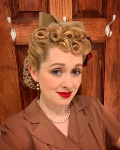 1940s Wig, 40s Hairstyles Short, Wig Editorial, Short Vintage Hairstyles, 1940 Hairstyles, 1940's Hair, 1940s Hair, Vintage Hairstyles For Long Hair