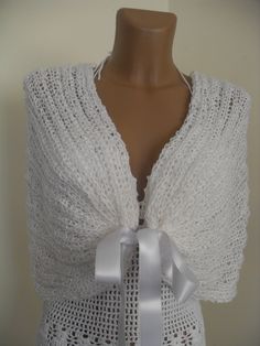 Bridal coat, Wedding knetted bolero,  Bridal coat, white coat, White bridal coat. COLOR  white zise  S,M,L, XL,XXL Elegant White Fitted Cardigan, White Elegant Formal Cardigan, Elegant Winter Wedding Cardigan, White Wrap Cardigan For Winter, Winter White Crochet Shawl, Winter Wedding Fitted Shawl, White Crochet Shawl For Winter, White Formal Cardigan For Winter, White Formal Winter Cardigan