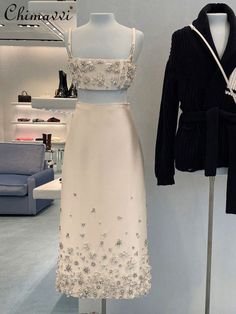 Dress Shop Aesthetic, Rehersal Dinner Outfit Bride Summer, Fancy Outfits Dresses, Skirt Elegant Outfit, Classy Dresses Elegant, Aliexpress Outfits, Glam Outfit Ideas, Dress Party Elegant, Party Dress Aesthetic