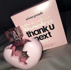 Perfumes Caravan, Next Perfume, Ariana Perfume, Make Up Primer, Ariana Grande Fragrance, Perfume Chanel, Ariana Grande Perfume, Thank U Next, Fragrance Set