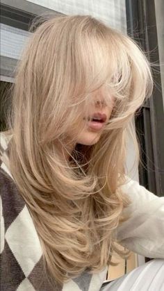 Shorter Layered Haircuts, Matilda Djerf Hair, Old Money Hairstyles, Hair Mistakes, Matilda Djerf, Hair Tips Video, Blonde Hair Looks, Hair Appointment