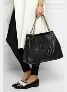 BAG LADY COLLECTION   Gucci   Gucci Soho Black Medium Double Chain Shoulder Handbag bag New leather Purse • Measurements: Length: 15" Width: 4.75" Height: 10.75" Shoulder strap drop: 10.5" ◦ Cotton linen lining.  ◦ Made in Italy. 536196 A7M0G. Style number ◦ Authentic. New w tags. Controllo card. matching wallets sold seperately ◦ a medium size soho shoulder bag with double chain shoulder straps  and an embossed interlocking g. made in our light, natural grain leather. ◦ Leather Natural cotton l Gucci Soho Bag, Gucci Messenger Bags, Black Leather Messenger Bag, Gucci Soho, Gucci Tote Bag, Black Leather Satchel, Gucci Tote, Gucci Shoulder Bag, Black Leather Tote