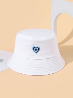 Sol Aesthetic, Heart Bucket Hat, Cool Bucket Hats, Polymer Clay Ring, Heart Patch, Heart Patches, Bunny Lovers