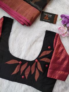 Latest Blouse Neck Designs, Fashionable Saree, Blouse Works, Embroidery Blouses, Cutwork Blouse, Model Blouse, Blouse Ideas, Housing Ideas, Latest Model Blouse Designs