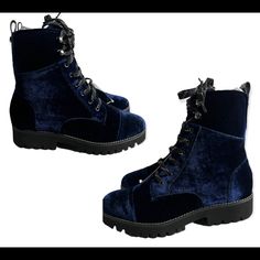 Donald J. Pliner Hpeaseu Dark Blue- Combat Lug Sole Velvet Lace Up Boots/Booties Size 6.5 Blue Lace-up Formal Boots, Blue Winter Boots With Reinforced Heel, Blue Combat Boots, Blue Leather Boots With Stitched Sole, Blue Lace-up Boots With Reinforced Heel, Blue Boots, Velvet Lace, Lug Sole, Lace Up Boots