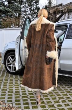 GIANOTTI MILANO LAMMFELL PELZMANTEL PELZ MANTEL WIE NERZMANTEL NERZ ZOBEL FUCHS Cozy Jacket, Leather Gloves, Wool Coat, Leather Boots