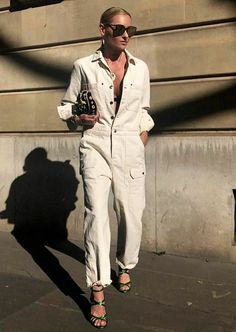 Boiler Suit Street Style, Boilersuit Outfit, Boiler Suit Outfit, Utility Jumpsuit Outfit, Overalls Chic, Denim Boiler Suit, Fashion Outfits Aesthetic, Boiler Suit, Ideas Outfit