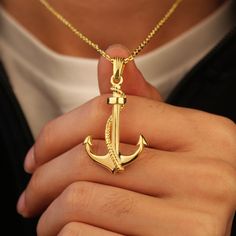 ❃14 Carat Gold Anchor Necklace, Solid Gold Anchor Necklace, Sailor Men's Necklace, Ship Anchor Necklace, Minimalist Sailor Necklace, Birthday Gift ❃ Add meaning to your style with an elegant piece symbolizing sea lovers and freedom. This 14K Gold Anchor Necklace offers eye-catching elegance with its classic design and fine details. Made entirely of 14 carat gold, this necklace combines durability and timeless beauty suitable for daily use. Product Details: Material: 14K Solid Gold Design: Phoenix with intricate details Chain Length: Adjustable (18-28 inches) ------------------------------------------------ Pendant Diameter: Small Pendant Lamp: 18 mm x 28 mm 4.10 gr. Large Pendant Lamp: 24 mm x 36 mm 7.02 gr. ------------------------------------------------ Chain Details * Material: 14 Cara Yellow Gold Nautical Anchor Jewelry, Gold Anchor Jewelry For Anniversary, Gold Nautical Anchor Jewelry, Nautical Anchor Shaped Gold Jewelry, Nautical Anchor Gold Jewelry, Nautical Anchor-shaped Gold Jewelry, Nautical Style Anchor Gold Jewelry, Gold Anchor Jewelry Gift, Nautical Necklace