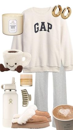 Cool Sweatpants, Sweatpants Outfit Ideas, Sweatpants Outfits, Cozy Sweatpants, Skandinavian Fashion, Baggy Sweatpants, Sweatpants Outfit, Casual Preppy Outfits, Looks Party