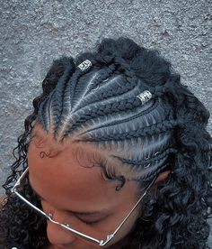 Mixed Hair Cornrows, Mixed Race Braided Hairstyles, Half Back Braids Black Women, Cute Braids For Latinas, Crown Cornrow Hairstyles, Braids That Dont Take Long, Half Braid Short Hair, Cornrow Ideas With Curls, Medium Knotless Braids Half Up Half Down