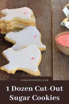 Sugar Cookies Small Batch, Sugar Cookie Recipe Small Batch, Cookies Small Batch, Small Batch Sugar Cookies, Sugar Cookie Desserts, Cut Out Sugar Cookies, Cut Out Sugar, Small Batch Baking, Homemade Sugar Cookies