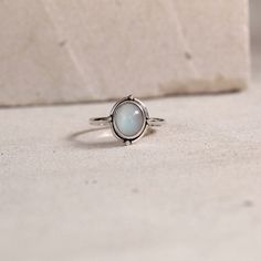 Sapphire Diamond Engagement, Moonstone Ring Sterling Silver, Diamond Jewelry Designs, Moonstone Jewelry, Ring Boho, Boho Ring, Rings Jewelry, Ring Gemstone