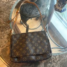 Questions? Leave A Comment Below! Louis Vuitton Shoulder Bag, Louis Vuitton Bag, Bag Lady, Louis Vuitton, Shoulder Bag, Color