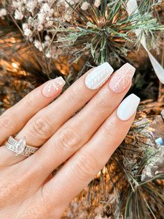 Christmas Bride Nails, Sweater And Snowflake Nails, Christmas Nails With Sweater Nail, Cream Sweater Nails, Short Square Sweater Nails, Cozy Sweater Nails, Snowflake Sweater Nails, Dip Nail Ideas Almond, Sweater Print Nails