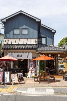 Japanese Neighborhood, Japan Culture, Aesthetic Japan, Japanese Architecture, Japanese Aesthetic