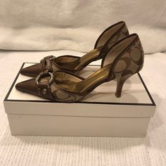 Used Vintage Coach Monogram Heels Size 6 Things To Thrift, Coach Heels, Coach Monogram, Vintage Pumps, Cute Shoes Heels, Future Wardrobe, Fashion Closet, Cute Boots, Coach Shoes