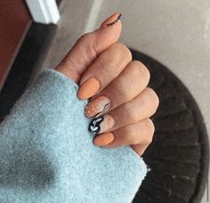 Fall Nails Inspo 2022, Fall Boho Nails Simple, Boho Western Nails Almond, Western Almond Shape Nails, Western Nails Natural Nail, Fall Boho Nails, Rustic Nails, Short Gel Nail Designs Fall, Aztec Almond Nails