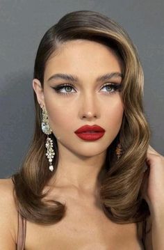 Gatsby Makeup, Hollywood Makeup, Hollywood Hair, Smink Inspiration, Glam Hair, Bridal Hair And Makeup, American Beauty, Red Lipstick, Wedding Hair And Makeup