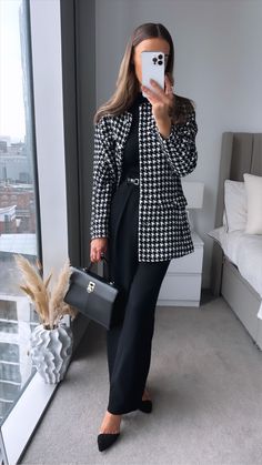 Counselor Aesthetic, Professional Summer Work Outfits, Boss Attire, Professional Fits, Western Business, Job Outfits, Court Outfit, Corporate Outfit, Classy Office