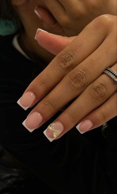 Short Almost Acrylic Nails, Cute Short Arclyc Nails, Basic Short Nail Ideas, Short Box Nails, Short Arclyc Nail, Simple Gel Nails, Classy Acrylic Nails