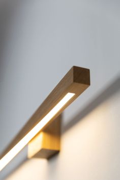 Minimalist Wooden Linear Wall Lamp Ambient Light WAND ONE Modern Oak High Quality Handcrafted - Etsy Rustic Wall Lighting, Natural Oak Wood, Small Details, Ambient Light, Wall Lighting, Style Expert, Minimalist Wall, Rustic Wall, Home Gadgets